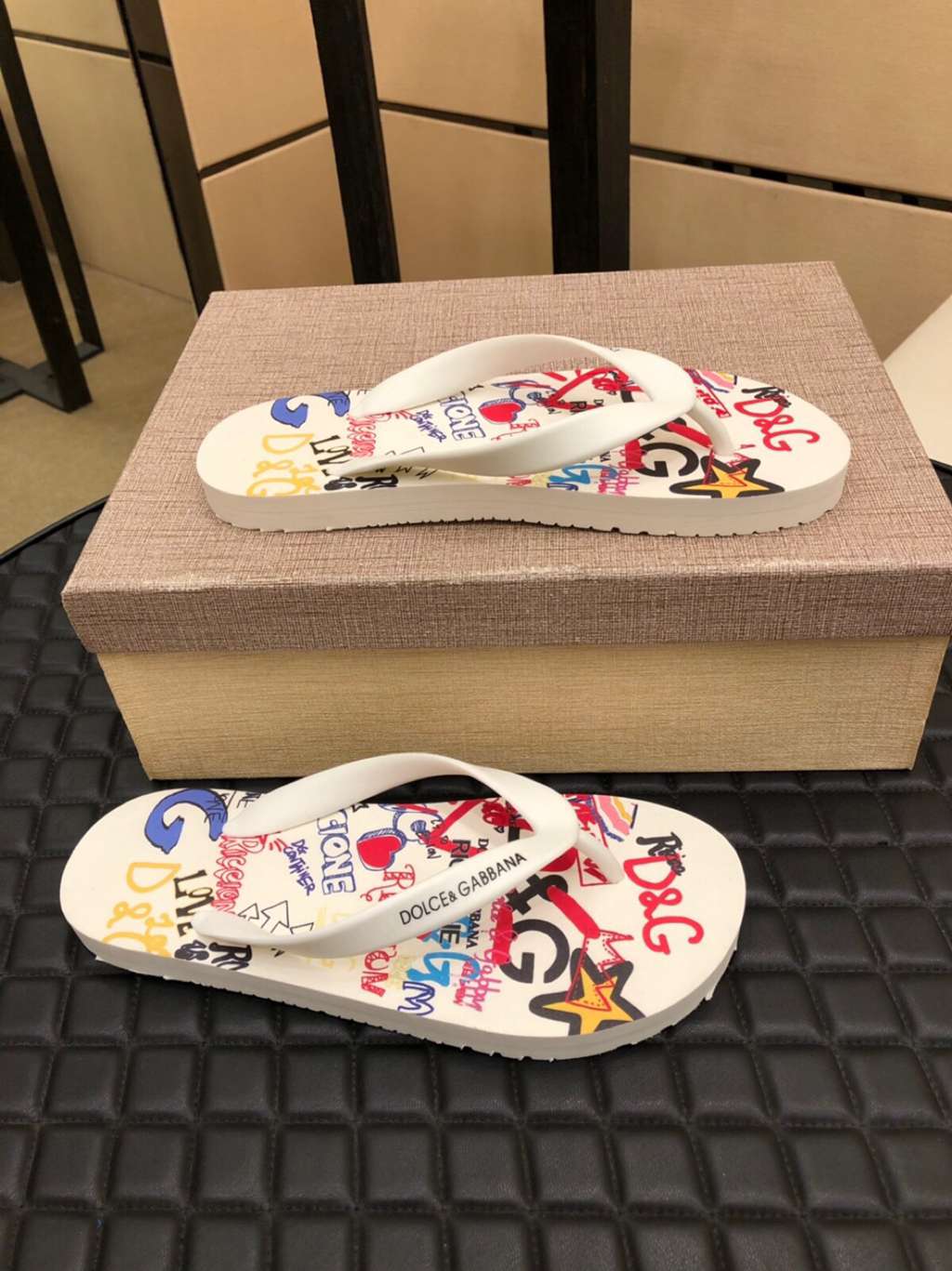 D*G slippers